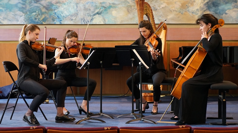 Cycle spécialisé : Bienvenue au Quatuor Morphée !